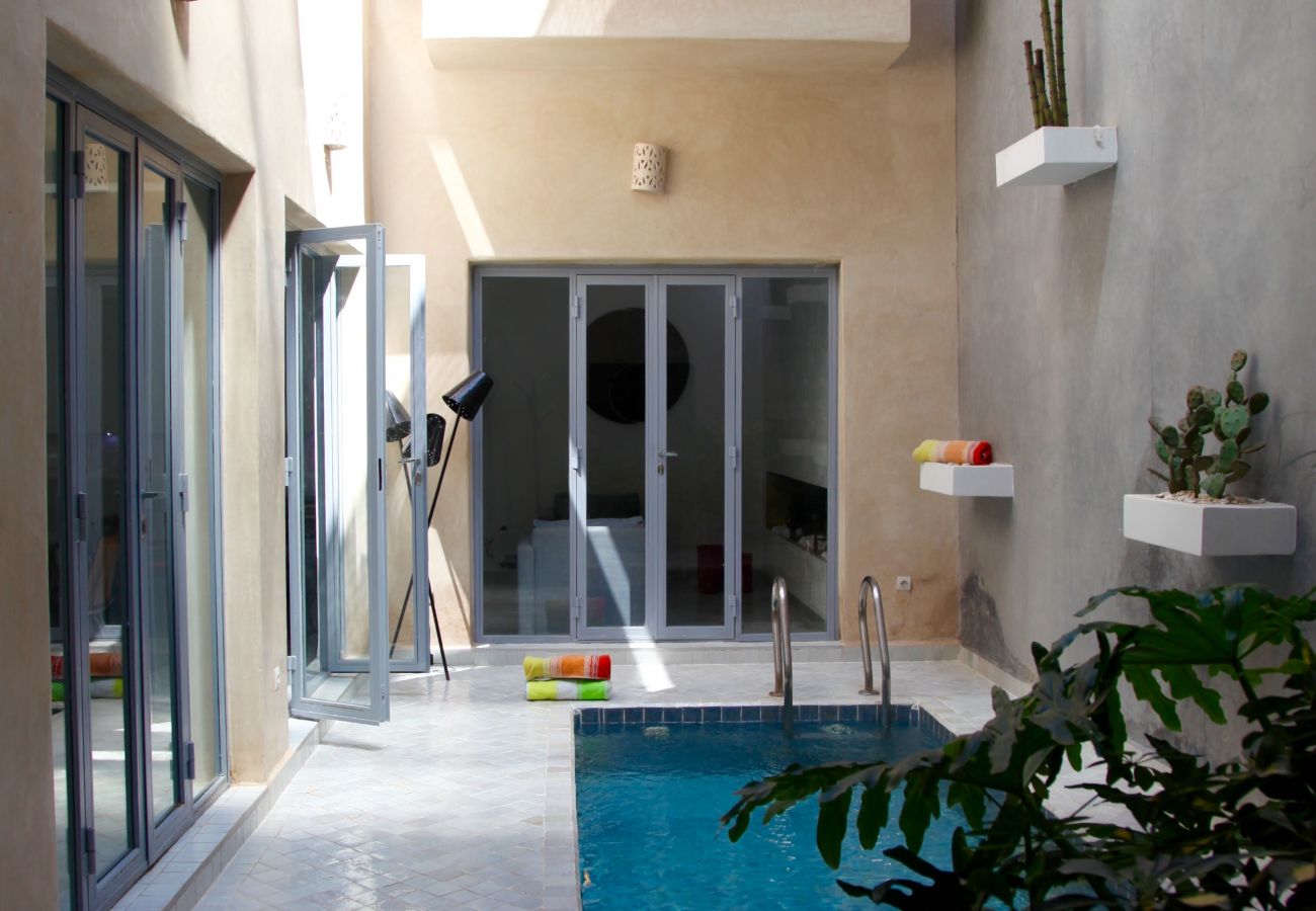 Villa in Marrakech - RIAD ROMANA, riad de charme avec piscine chauffée - MARRAKECH 