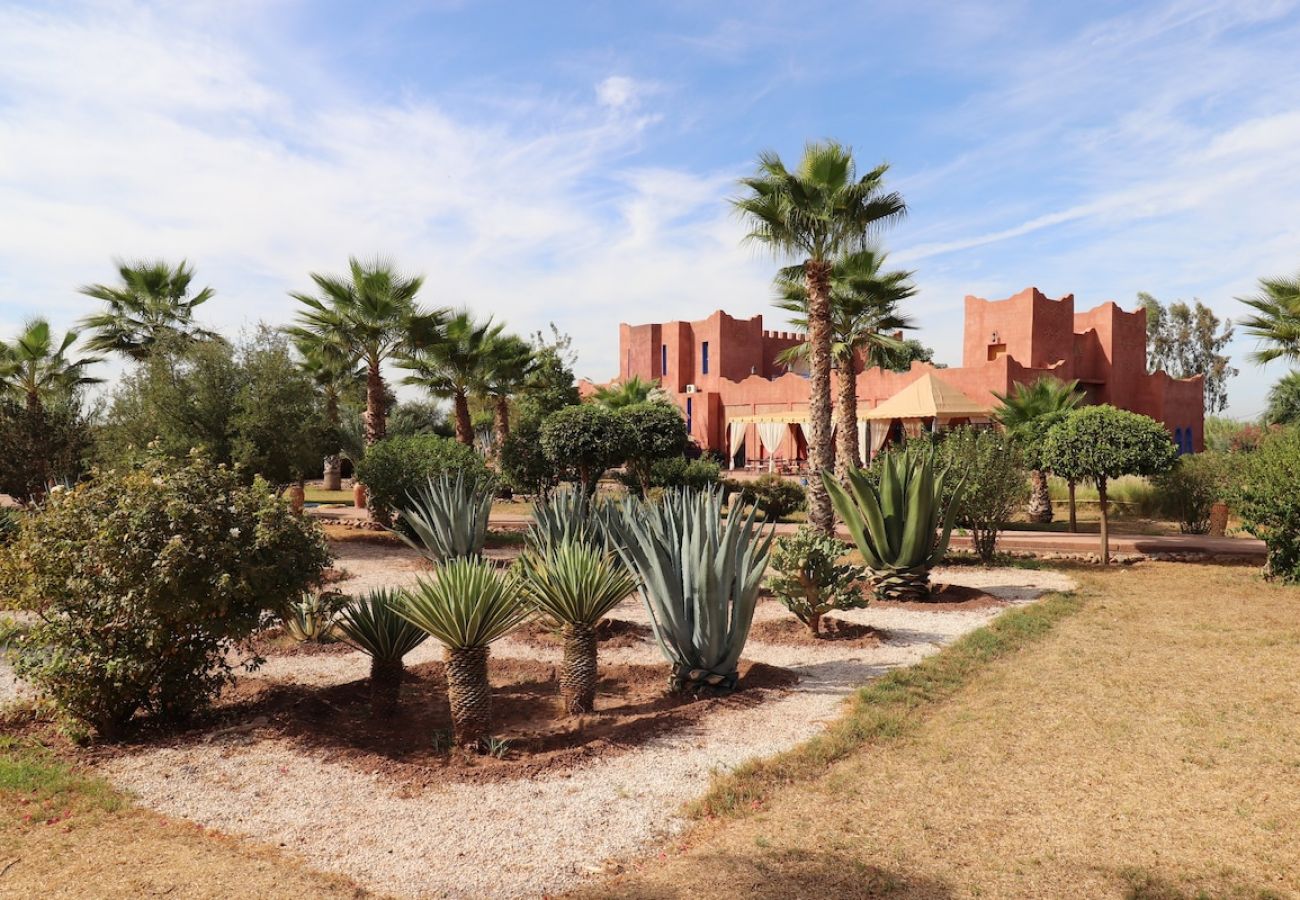 Villa in Marrakech - LA SIESTA, 18 rooms, 41 sleeps for your event in Marrakech