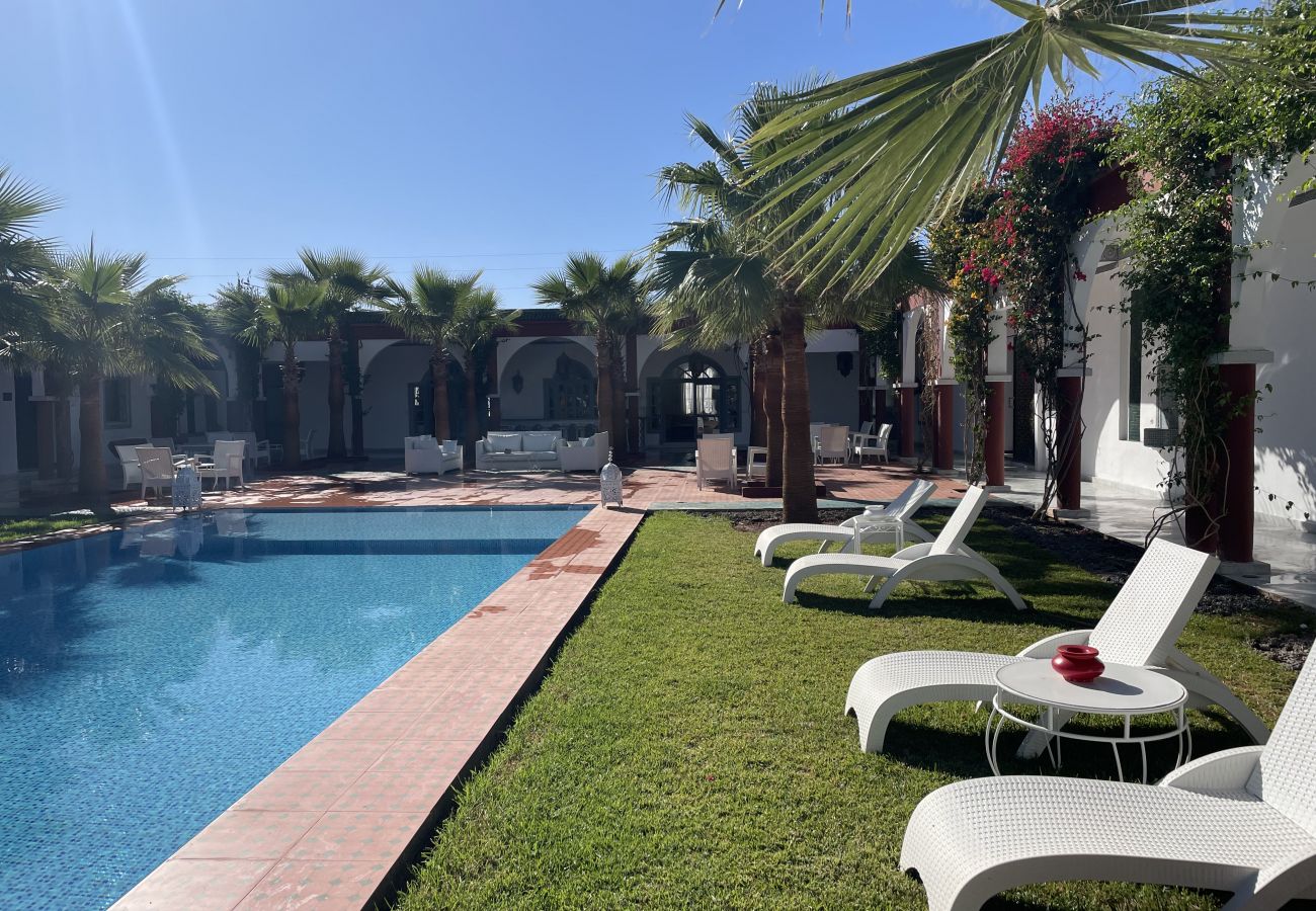 Villa in Marrakech - CASA VICTORIA, 60 sleeps, original villa-riad, perfectly configured for your events in Marrakech