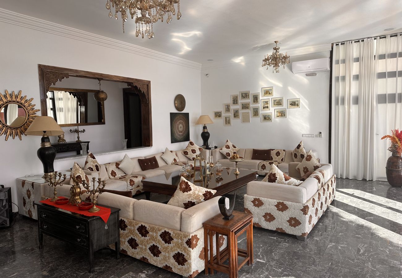 Villa in Marrakech - CASA VICTORIA, 60 sleeps, original villa-riad, perfectly configured for your events in Marrakech