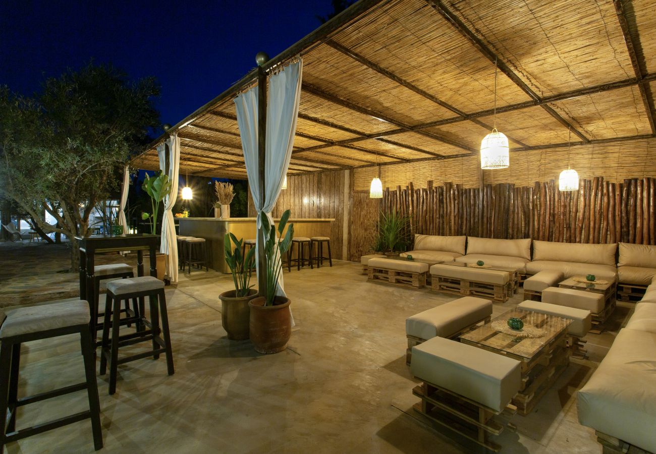 Villa in Marrakech - OASIS COCO, 27 sleeps, magnificient event's domain, 8 mns from Marrakech center