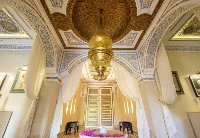 Villa in Marrakech - Dar KALYCA, traditional luxury villa with heated pool