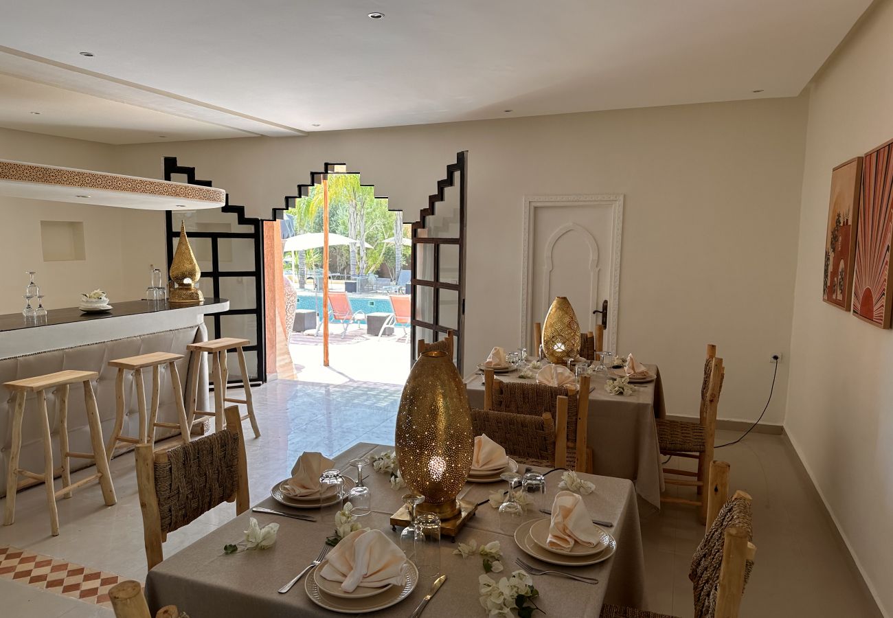 Villa in Marrakech - Bohemian Chic Guest Villa sleeps 35 - KASBAH LINAH Marrakech