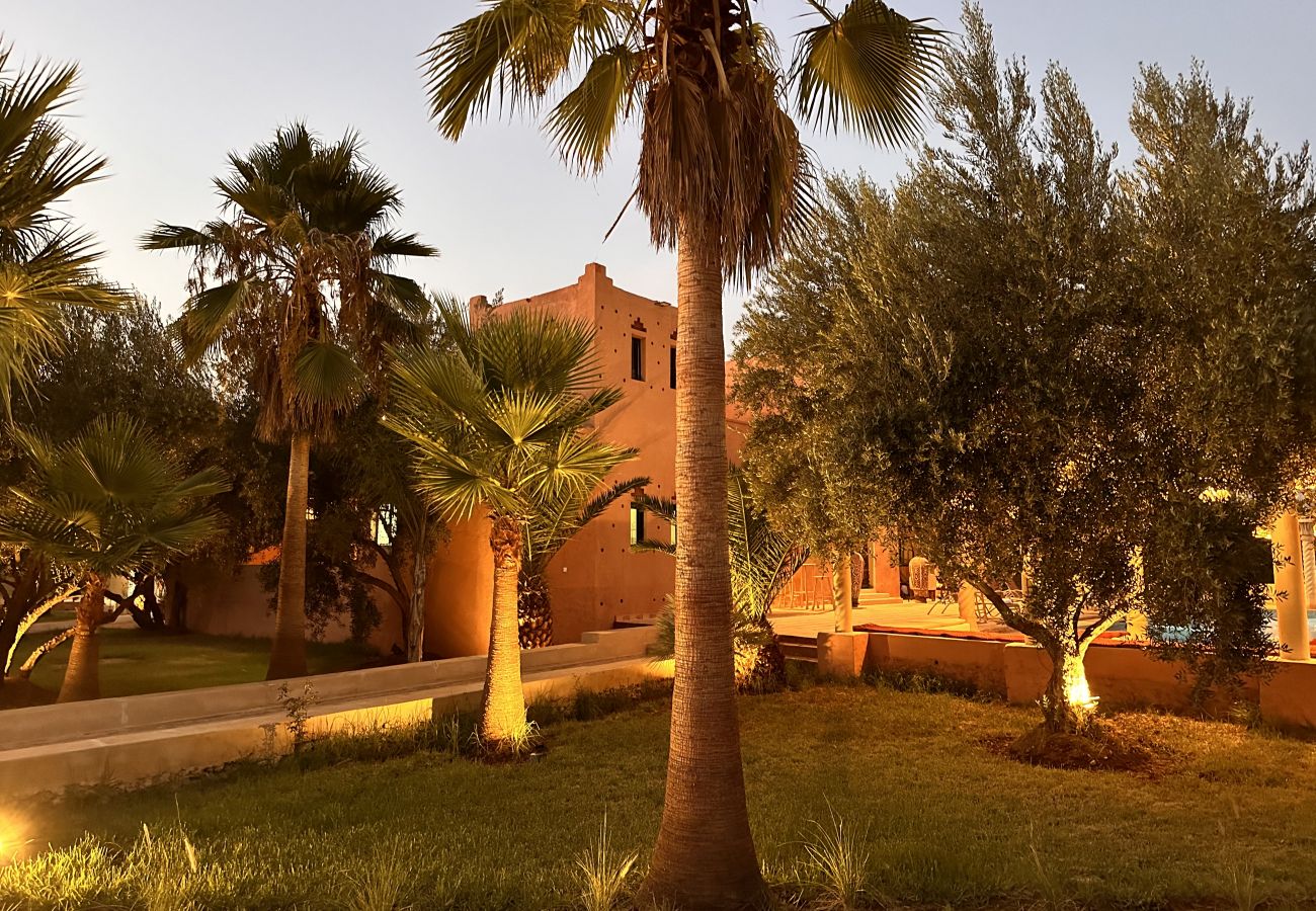 Villa in Marrakech - Bohemian Chic Guest Villa sleeps 35 - KASBAH LINAH Marrakech