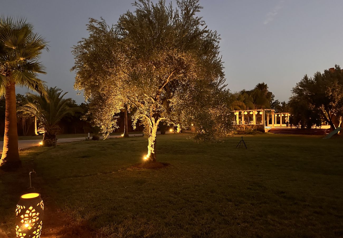 Villa in Marrakech - Bohemian Chic Guest Villa sleeps 35 - KASBAH LINAH Marrakech