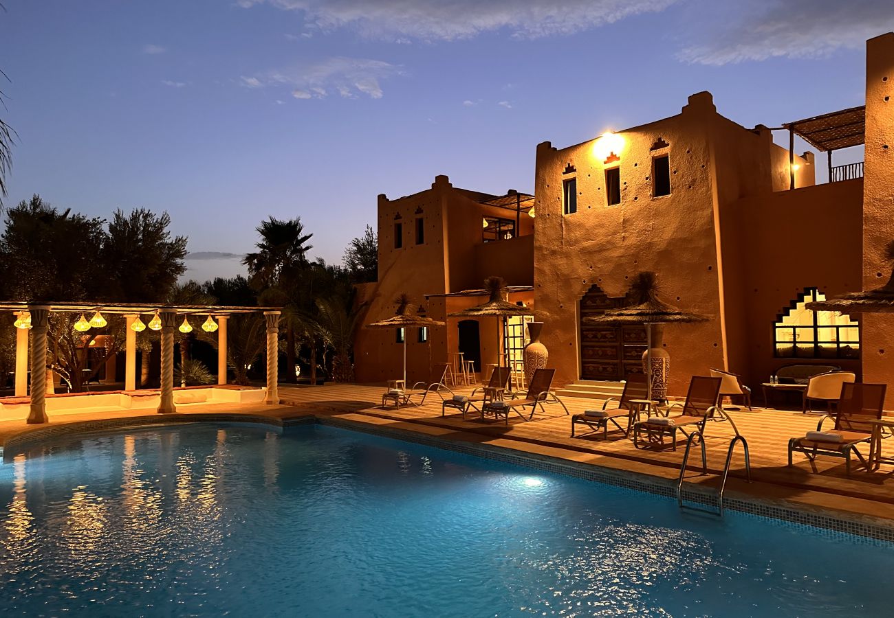 Villa in Marrakech - Bohemian Chic Guest Villa sleeps 35 - KASBAH LINAH Marrakech