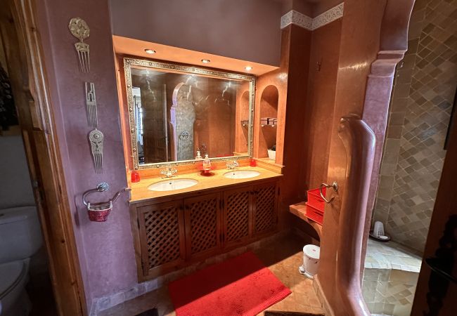 Villa in Marrakech - Charming Villa Riad, in Marrakech Palmeraie