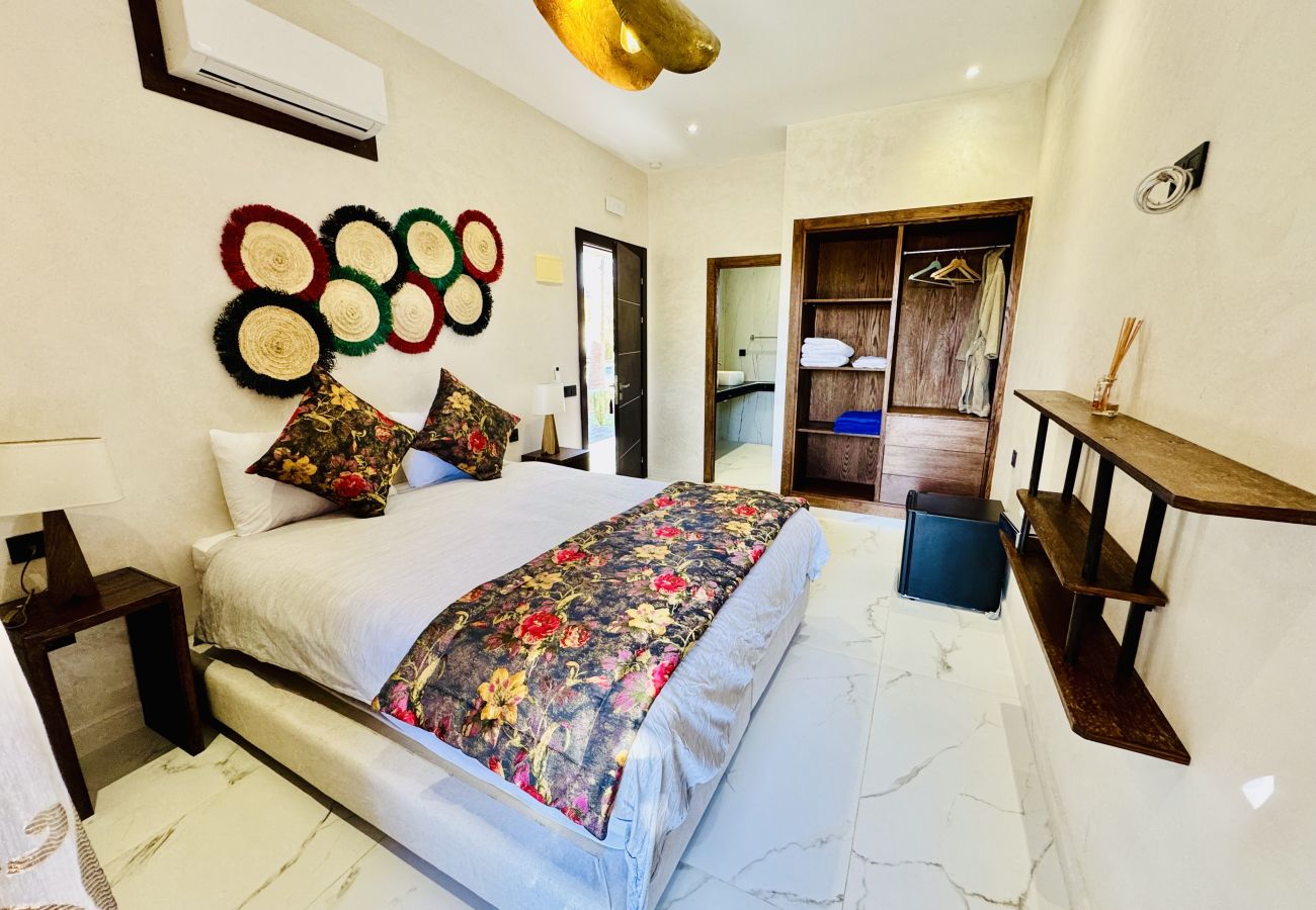 Villa in Marrakech - Villa FRAN, 7 rooms with heated pool