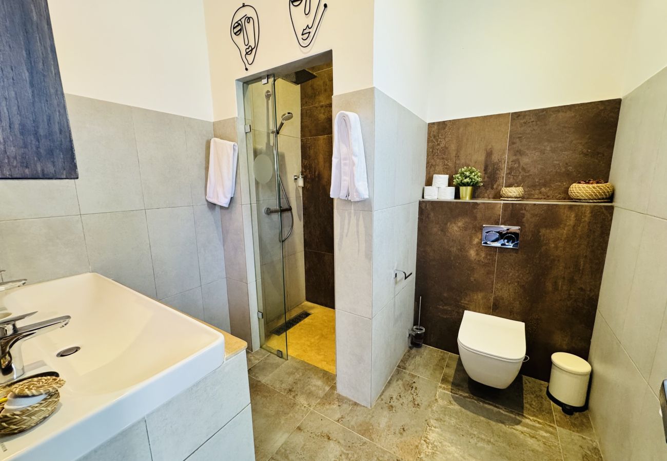 Villa in Marrakech - Villa FRAN, 7 rooms with heated pool