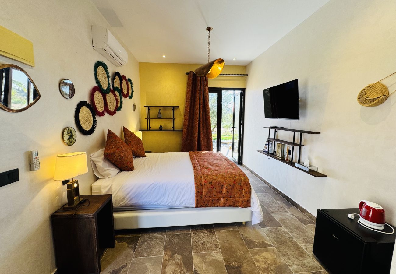 Villa in Marrakech - Villa FRAN, 7 rooms with heated pool