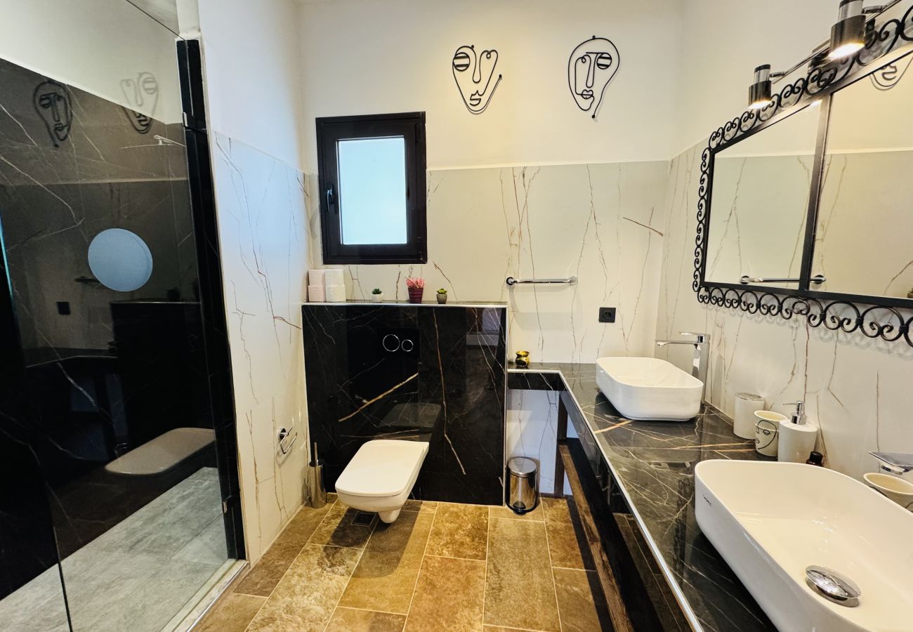 Villa in Marrakech - Villa FRAN, 7 rooms with heated pool
