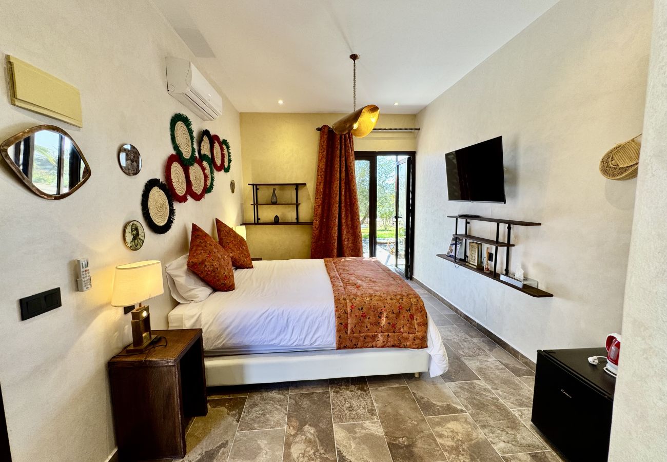 Villa in Marrakech - Villa FRAN, 7 rooms with heated pool