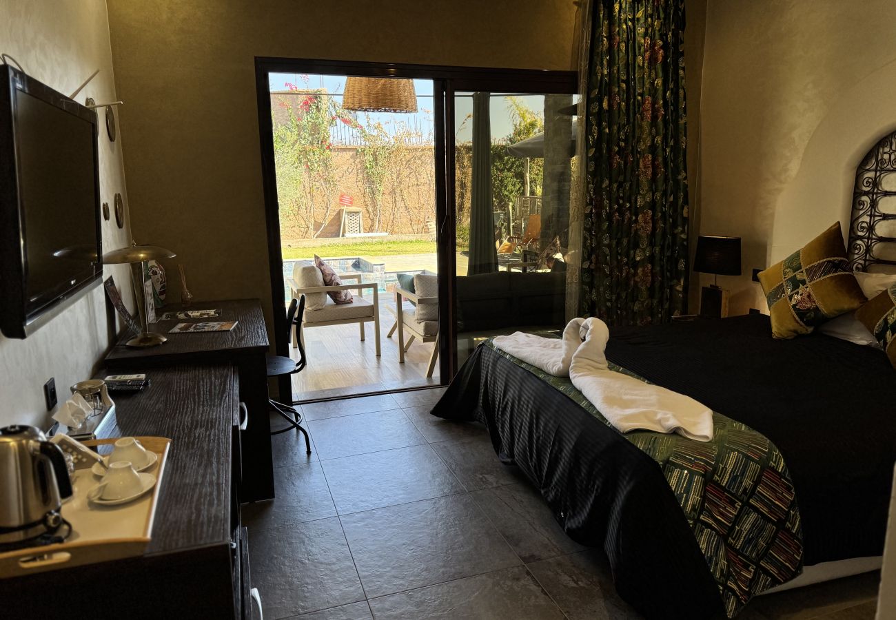 Villa in Marrakech - Villa FRAN, 7 rooms with heated pool