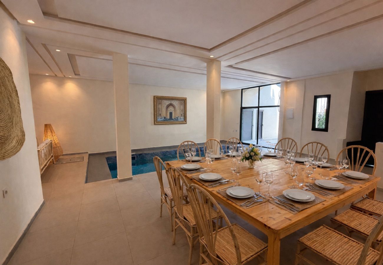 Villa in Marrakech - CASA BIANCA, riad 8 rooms with heated pool