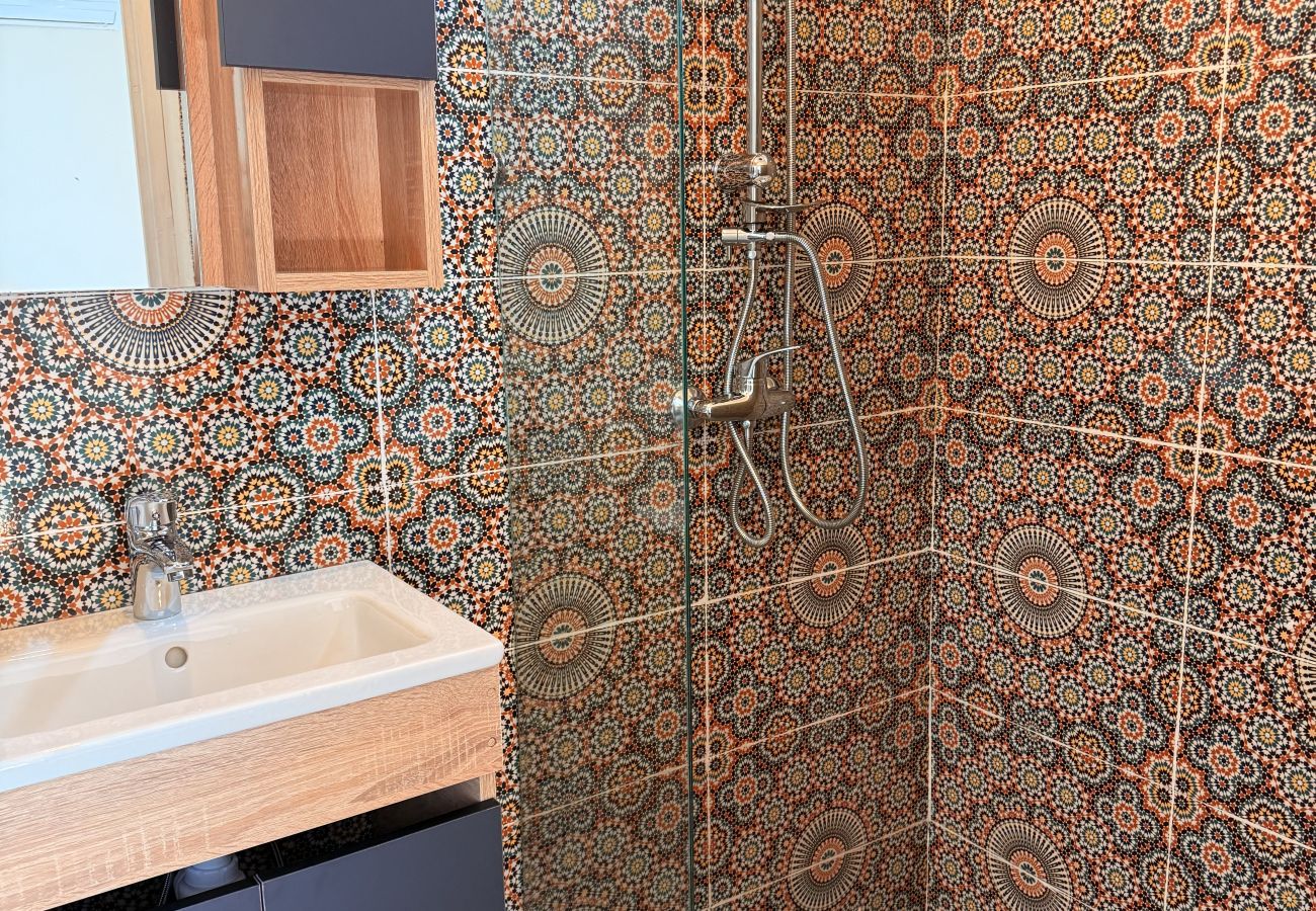 Villa in Marrakech - CASA BIANCA, riad 8 rooms with heated pool