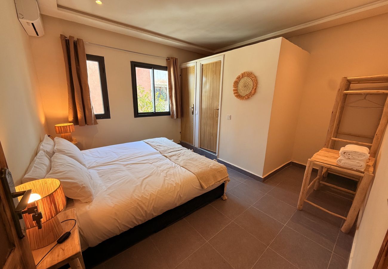 Villa in Marrakech - CASA BIANCA, riad 7 rooms with heated pool