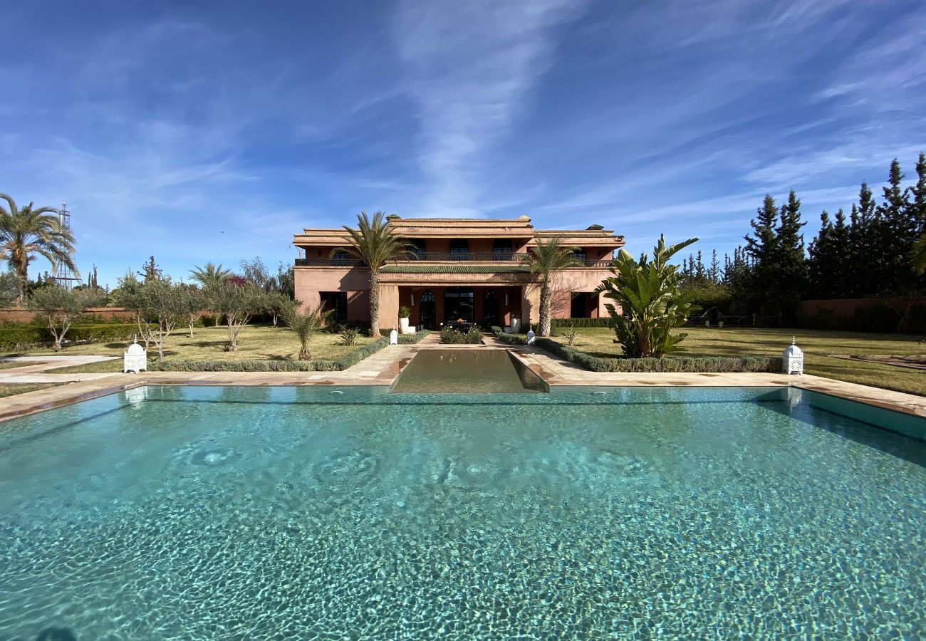 Villa in Marrakech - Villa DAR JEMA, 12 chambres, à 15/20 mns du centre