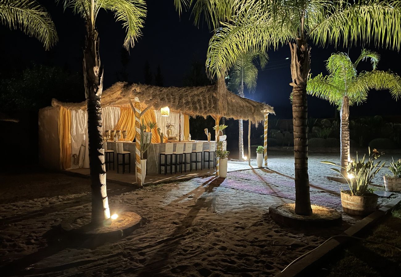 Villa in Marrakech - Villa DAR JEMA, 12 chambres, à 15/20 mns du centre