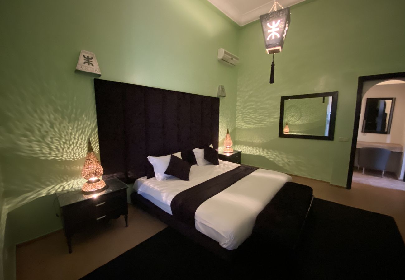 Villa in Marrakech - Villa DAR JEMA, 12 chambres, à 15/20 mns du centre