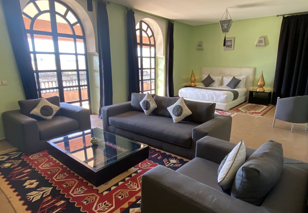 Villa in Marrakech - Villa DAR JEMA, 12 chambres, à 15/20 mns du centre