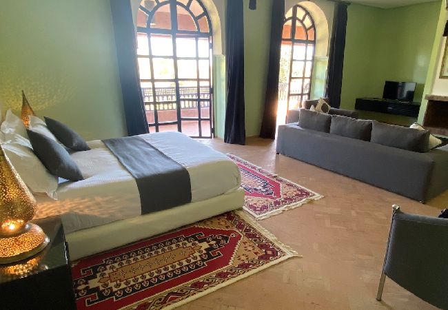 Villa à Marrakech - VILLA DAR JEMA - 24 couchages, Majestueuse Villa d'architecte, à 15 mns du centre de Marrakech Villa à Marrakech - VILLA DAR JEMA - 24 couchages, Majestueuse Villa d'architecte, à 15 mns du centre de Marrakech