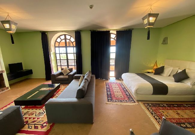 Villa à Marrakech - VILLA DAR JEMA - 24 couchages, Majestueuse Villa d'architecte, à 15 mns du centre de Marrakech Villa à Marrakech - VILLA DAR JEMA - 24 couchages, Majestueuse Villa d'architecte, à 15 mns du centre de Marrakech