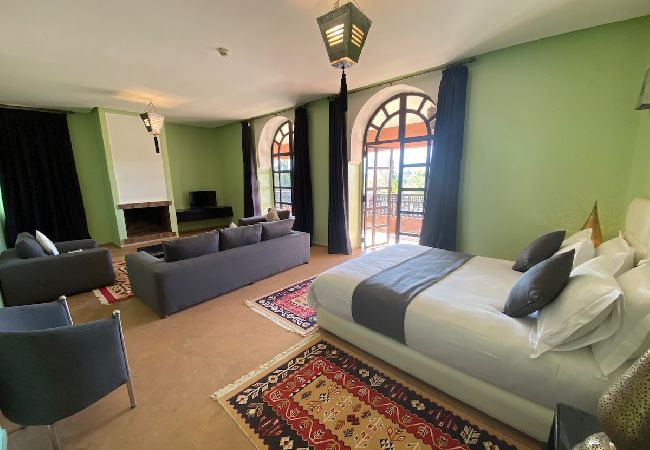 Villa à Marrakech - VILLA DAR JEMA - 24 couchages, Majestueuse Villa d'architecte, à 15 mns du centre de Marrakech Villa à Marrakech - VILLA DAR JEMA - 24 couchages, Majestueuse Villa d'architecte, à 15 mns du centre de Marrakech