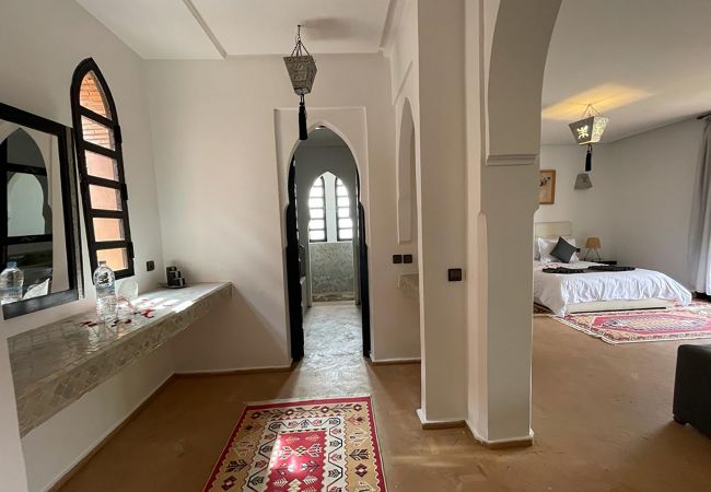Villa à Marrakech - VILLA DAR JEMA - 24 couchages, Majestueuse Villa d'architecte, à 15 mns du centre de Marrakech Villa à Marrakech - VILLA DAR JEMA - 24 couchages, Majestueuse Villa d'architecte, à 15 mns du centre de Marrakech