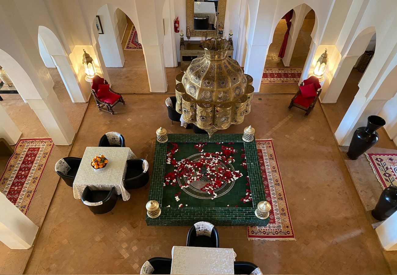 Villa à Marrakech - VILLA DAR JEMA - 24 couchages, Majestueuse Villa d'architecte, à 15 mns du centre de Marrakech