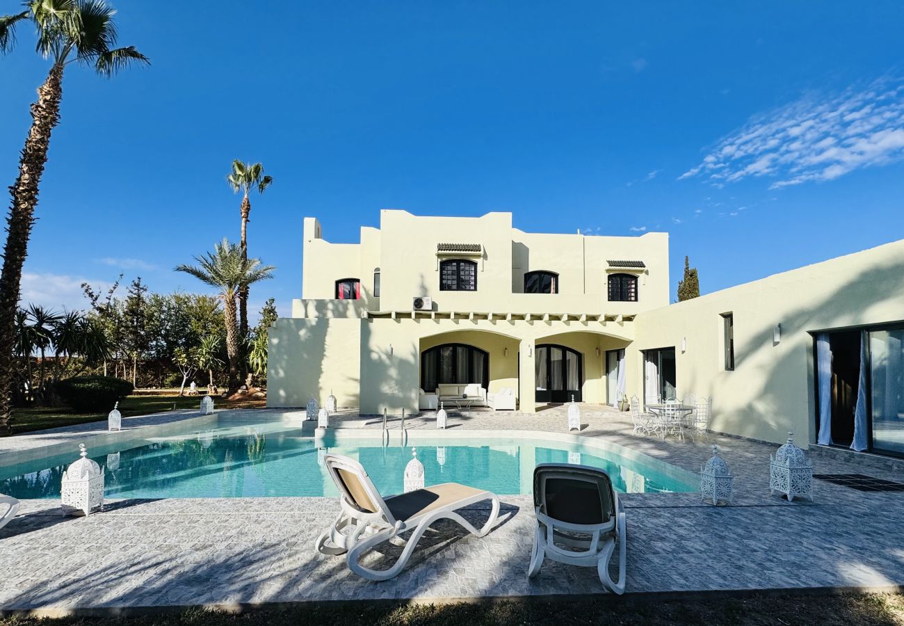 Villa à Marrakech - VILLA LES KASBAHS DE ZARRABA - 5 villas, 64 couchages, Majestueuse Villa d'architecte, à 15 mns du centre de Marrakech