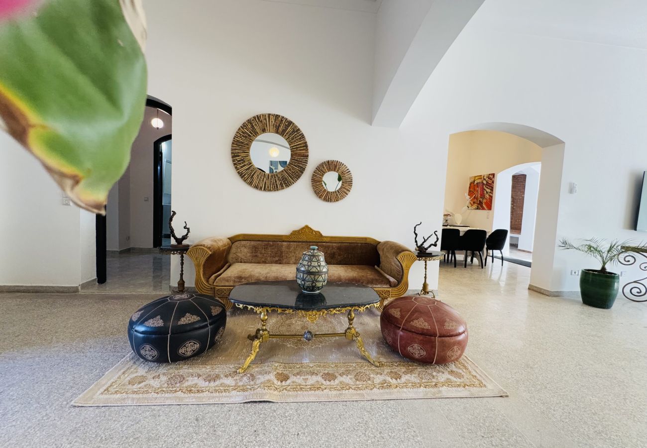 Villa à Marrakech - VILLA LES KASBAHS DE ZARRABA - 5 villas, 64 couchages, Majestueuse Villa d'architecte, à 15 mns du centre de Marrakech