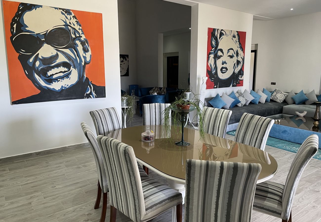 Villa à Marrakech - VILLA LES KASBAHS DE ZARRABA - 5 villas, 64 couchages, Majestueuse Villa d'architecte, à 15 mns du centre de Marrakech