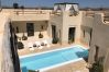 Villa à Marrakech - VILLA DAR KAHINA MARRAKECH - Splendide Villa de Luxe avec piscine chauffée Villa à Marrakech - VILLA DAR KAHINA MARRAKECH - Splendide Villa de Luxe avec piscine chauffée