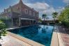 Villa à Marrakech - Dar KALYCA, villa traditionnelle de luxe avec piscine chauffée Villa à Marrakech - Dar KALYCA, villa traditionnelle de luxe avec piscine chauffée