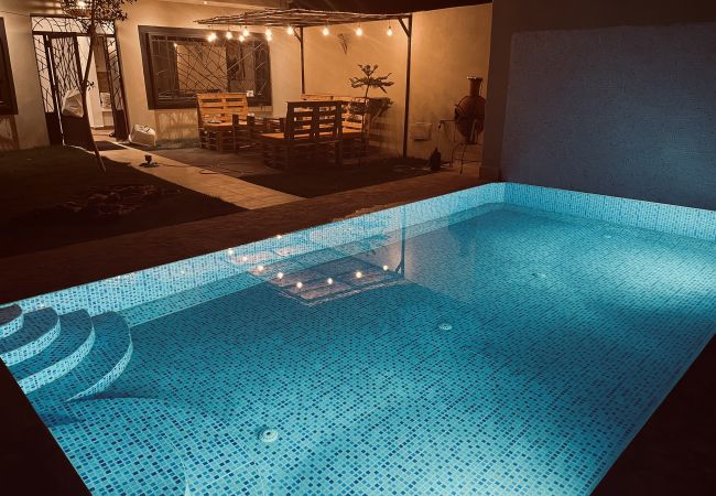 Maison à Marrakech - Maison de charme, avec piscine privée à 10 mns du centre