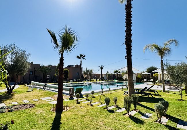 Villa à Marrakech - Villa FRAN, 7 chambres, piscine chauffée Villa à Marrakech - Villa FRAN, 7 chambres, piscine chauffée