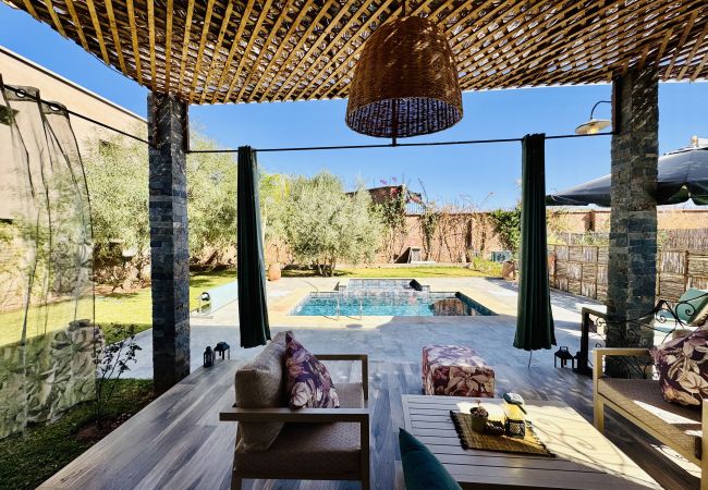 Villa à Marrakech - Villa FRAN, 7 chambres, piscine chauffée Villa à Marrakech - Villa FRAN, 7 chambres, piscine chauffée